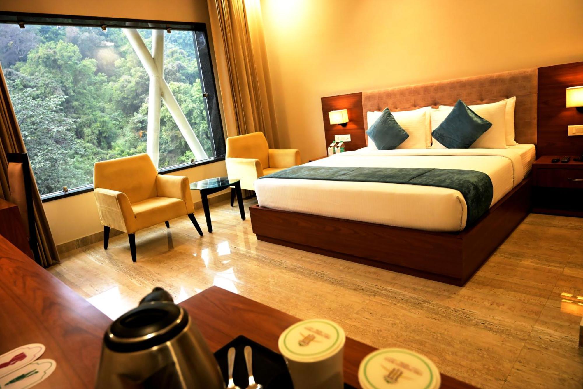 The Forest Hill Hotel Haridwār Exteriör bild